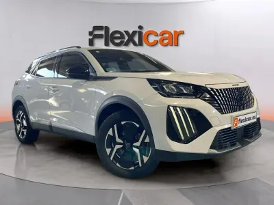 Usado Peugeot 2008 Allure 131 CV (96 kW) 2024 Blanco SUV