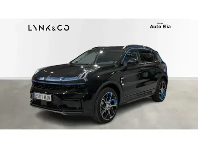 Begagnad Lynk & Co 01 261 HK (191 kW) 2023 Svart SUV