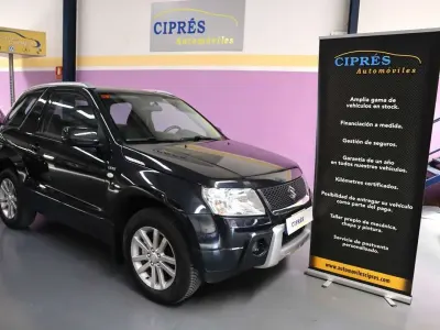 Usado Suzuki Grand Vitara 129 CV (94 kW) 2009 Negro SUV