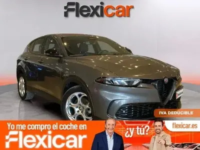 Usado Alfa Romeo Tonale Sprint 130 CV (95 kW) 2023 Gris / plata SUV