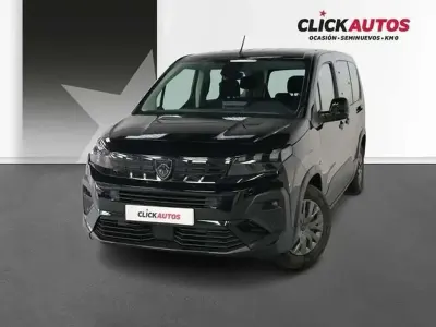 Usado Peugeot Rifter Allure 101 CV (74 kW) 2025 Negro Monovolumen