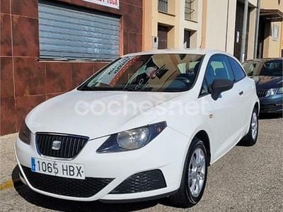 Blanco Usado 2011 Seat Ibiza SC Reference Utilitario | 3950 € (Precio justo)
