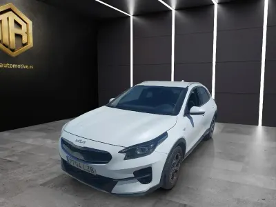 Usado Kia XCeed 120 CV (88 kW) 2022 Blanco SUV