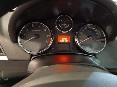 Usado Peugeot 207 CC 120 CV (88 kW) 2008 Rojo Descapotable