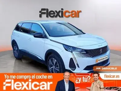 Usado Peugeot 5008 Allure 130 CV (95 kW) 2023 Blanco SUV