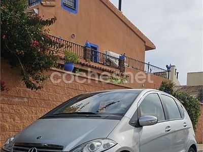 Usado Mercedes A200 Avantgarde 140 CV (102 kW) 2007 Gris / plata Monovolumen