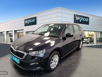 Usado Skoda Scala Ambition 110 CV (80 kW) 2021 Negro Utilitario