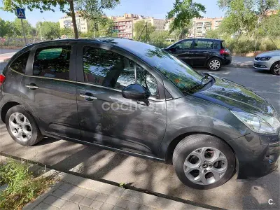Usado Citroën C3 Feel 82 CV (60 kW) 2016 Gris / plata Berlina