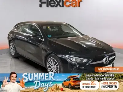 Usado Mercedes CLA220 Shooting Brake 190 CV (139 kW) 2021 Negro Familiar