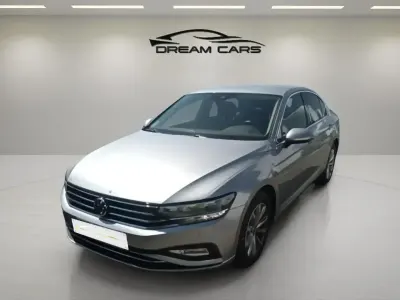 Usado VW Passat Executive 150 CV (110 kW) 2022 Gris Familiar