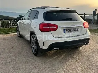 Usado Mercedes GLA220 AMG line 177 CV (130 kW) 2016 Blanco SUV