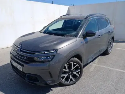 Usado Citroën C5 Aircross Shine 225 CV (165 kW) 2022 Marrón SUV