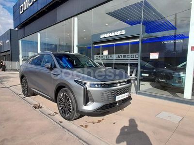 Usado Omoda 9 537 CV (394 kW) 2025 Gris / plata SUV
