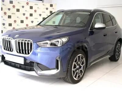 Usado BMW X1 Luxury Line 163 CV (119 kW) 2023 Azul SUV