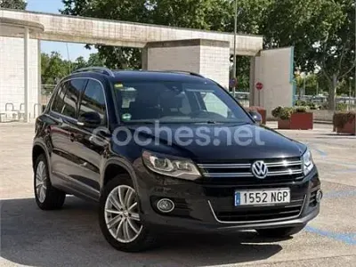 Usado VW Tiguan 180 CV (132 kW) 2013 Negro SUV