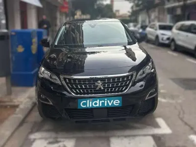 Usado Peugeot 3008 Active 131 CV (96 kW) 2020 Negro SUV