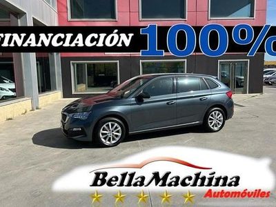 Usado Skoda Scala Ambition 111 CV (81 kW) 2021 Amarillo Utilitario