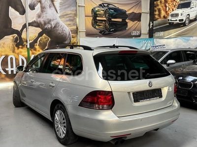 Usado VW Golf V Highline 122 CV (89 kW) 2009 Gris / plata Familiar