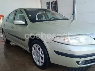 Usado Renault Laguna II Authentique 110 CV (80 kW) 2005 Beige Berlina