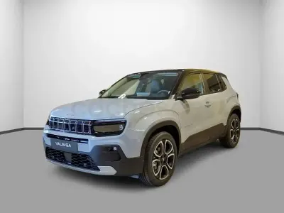 Nuevo Jeep Avenger Summit 100 CV (73 kW) 2026 Gris / plata SUV