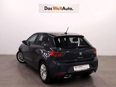 Usado Seat Ibiza FR 115 CV (84 kW) 2025 Gris Utilitario
