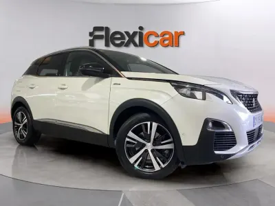 Usado Peugeot 3008 GT-line 131 CV (96 kW) 2018 Blanco SUV