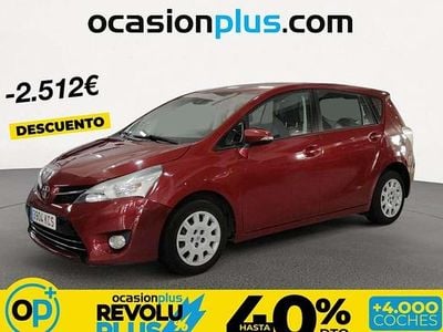 Usado Toyota Verso Business Edition 111 CV (81 kW) 2017 Rojo Monovolumen