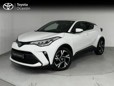 Käytetty Toyota C-HR Advance 184 HP (135 kW) 2023 Valkoinen Katumaasturi