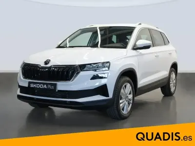 Usado Skoda Karoq Selection 150 CV (110 kW) 2025 Blanco SUV