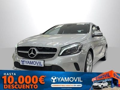 Usado Mercedes A180 Urban 122 CV (89 kW) 2016 Gris / plata Berlina