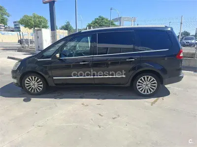 Usado Ford Galaxy Trend 140 CV (102 kW) 2010 Negro Monovolumen