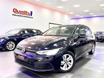Usado VW Golf VIII 110 CV (80 kW) 2020 Negro Berlina