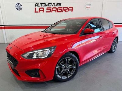 Begagnad Ford Focus ST-Line 125 HK (91 kW) 2020 Röd Halvkombi