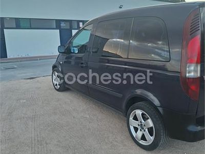 Usado Mercedes Vaneo 91 CV (66 kW) 2004 Azul Monovolumen