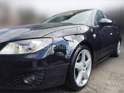 Usado Seat Exeo Sport 170 CV (125 kW) 2011 Negro Familiar