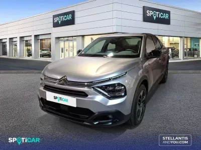 Begagnad Citroën e-C4 100 kW (136 HK) 2024 Grå Halvkombi