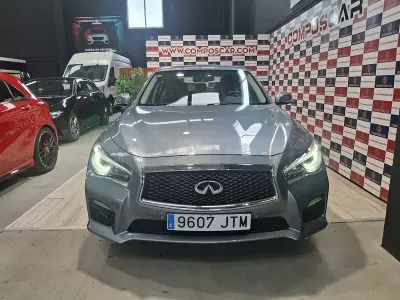 Usado Infiniti Q50 170 CV (125 kW) 2016 Gris / plata Berlina