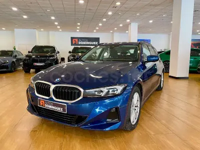 Usado BMW 318 150 CV (110 kW) 2023 Azul Familiar