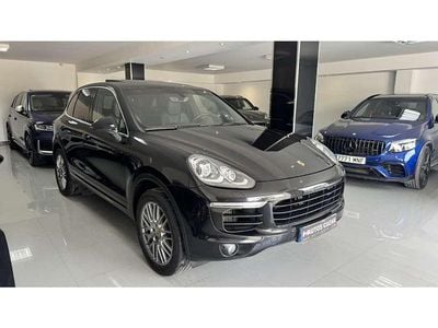 Negro Usado 2015 Porsche Cayenne SUV | 44.900 €
