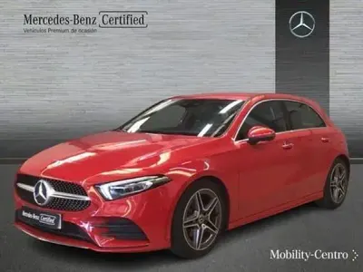 Usado Mercedes A180 136 CV (100 kW) 2019 Rojo Berlina