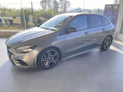 Mercedes B200