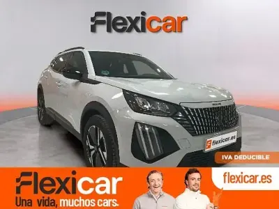 Usado Peugeot 2008 Allure 100 CV (73 kW) 2025 Blanco SUV
