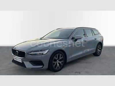 Usado Volvo V60 Core 197 CV (144 kW) 2025 Gris / plata Familiar