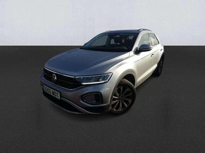 Usado VW T-Roc Life 150 CV (110 kW) 2023 Plateado SUV