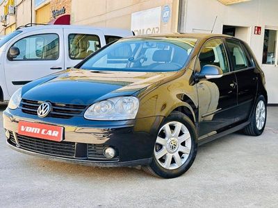 Usado VW Golf V Highline 102 HP (75 kW) 2007 Preto Sedan