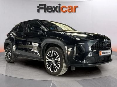 Usado Toyota Yaris Hybrid Plus 116 CV (85 kW) 2021 Negro