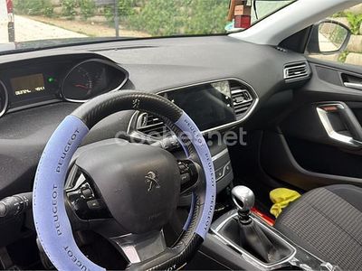 Usado Peugeot 308 Style 130 CV (95 kW) 2019 Azul Berlina