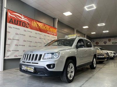Usado Jeep Compass North 136 CV (100 kW) 2014 Gris / plata SUV