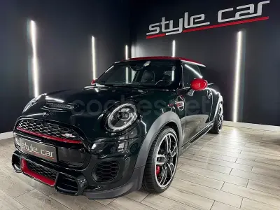 Usado Mini John Cooper Works 231 CV (169 kW) 2019 Verde Utilitario