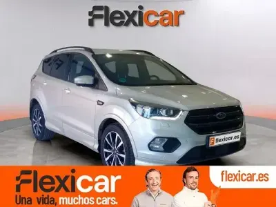 Usado Ford Kuga ST-Line 150 CV (110 kW) 2018 Gris SUV